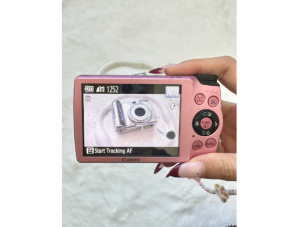 Canon A3000IS digital camera - Image 4