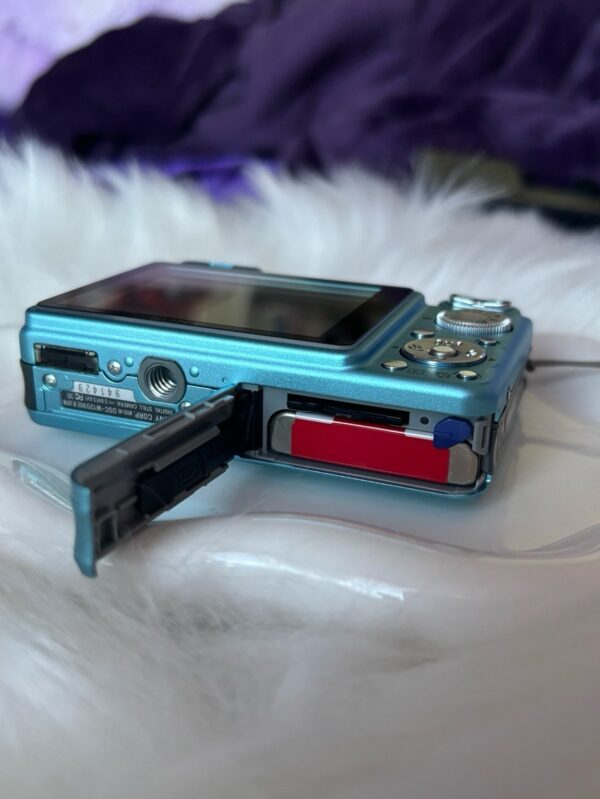 Sony Cyber-shot DSC-W120 - Image 4