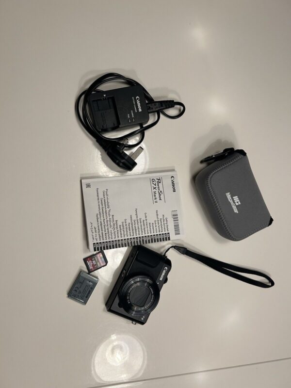Canon PowerShot G7 X Mark II - 20.1MP Digital Camera (Vlogging Kit) - Image 7