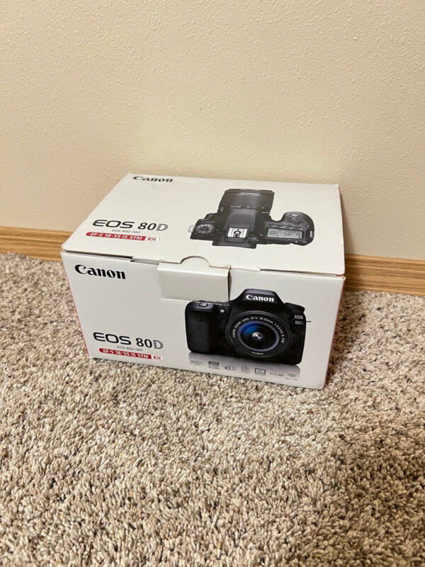 Canon EOS 80D Camera with EF-S 18-55mm Lens and Box - Image 11