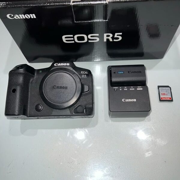 CANON EOS R5