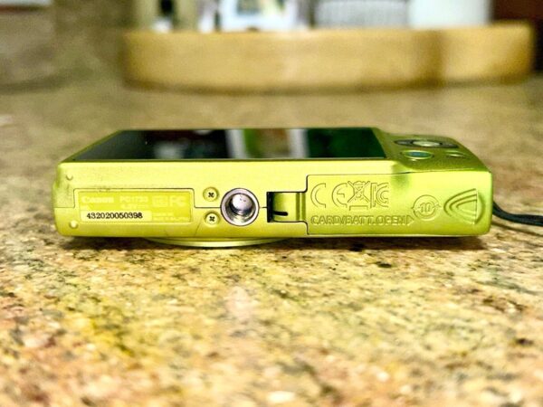 Canon PowerShot ELPH 110 HS IXUS 125 16.1MP Digital Camera - Image 8