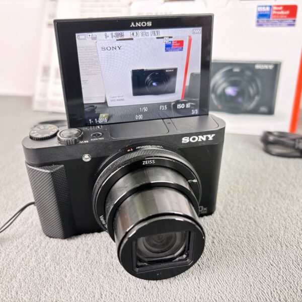Sony Cyber-shot DSC-HX90 Digital Compact Camera 18.2MP 30x Zoom Zeiss Boxed Set - Image 18