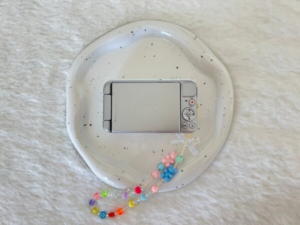 Nikon Coolpix S6600 White Digital Camera - Image 3