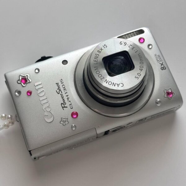Canon Powershot Elph 130 IS Digital Camera - Image 2