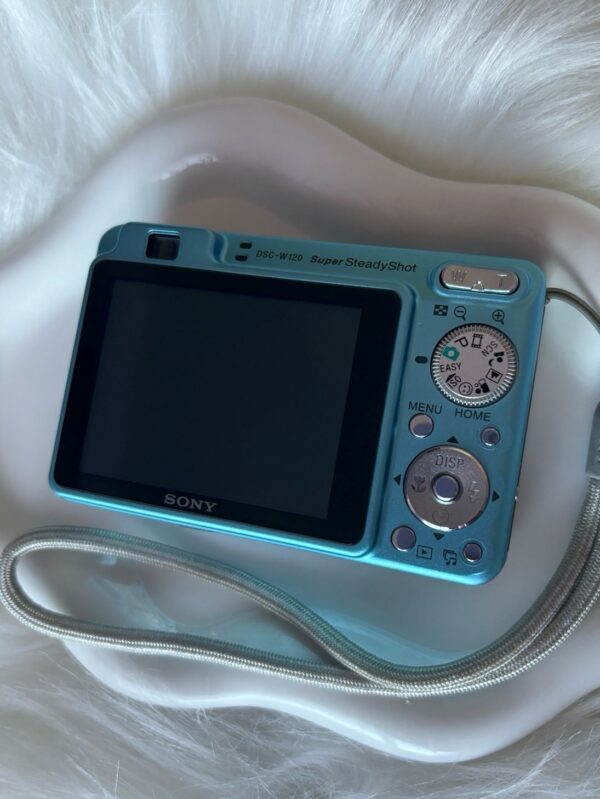 Sony Cyber-shot DSC-W120 - Image 3