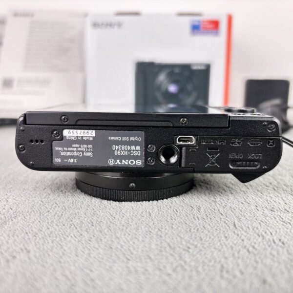 Sony Cyber-shot DSC-HX90 Digital Compact Camera 18.2MP 30x Zoom Zeiss Boxed Set - Image 12
