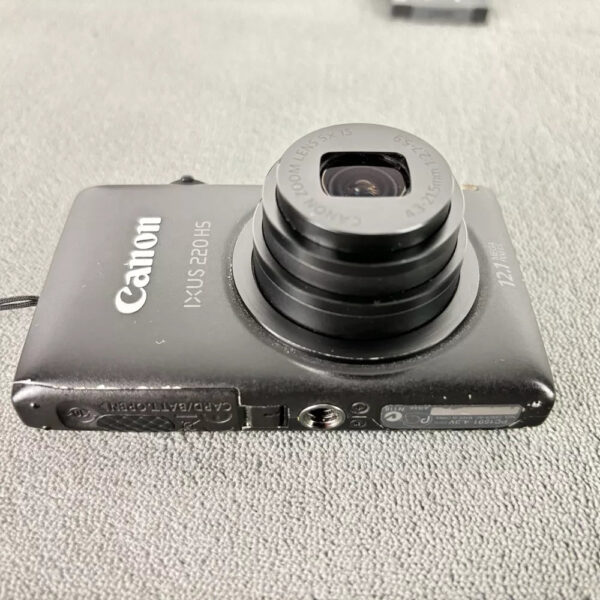 Canon IXUS 220 HS / PowerShot ELPH 300 HS 12.1MP Digital Compact Camera Kit- - Image 17