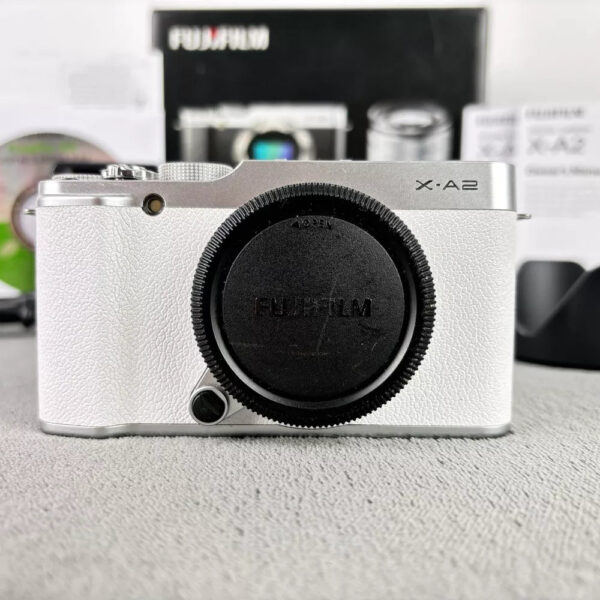 Fujifilm X-A2 Digital Camera 16-50mm Lens Kit  Boxed Set w/Charger & Memory Card - Image 3