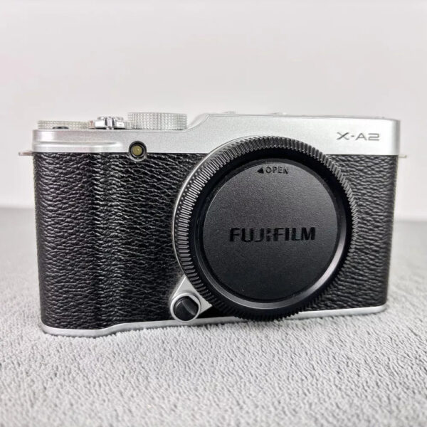 Fujifilm X-A2 SLR Camera Body Silver 16.3 MP Used-