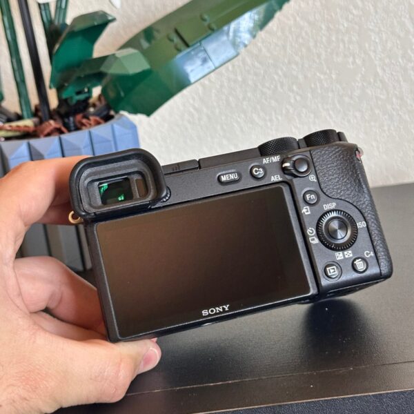 Sony Alpha A6600 Mirrorless Digital Camera Body Black 24.2MP 4K Video APS-C - Image 10