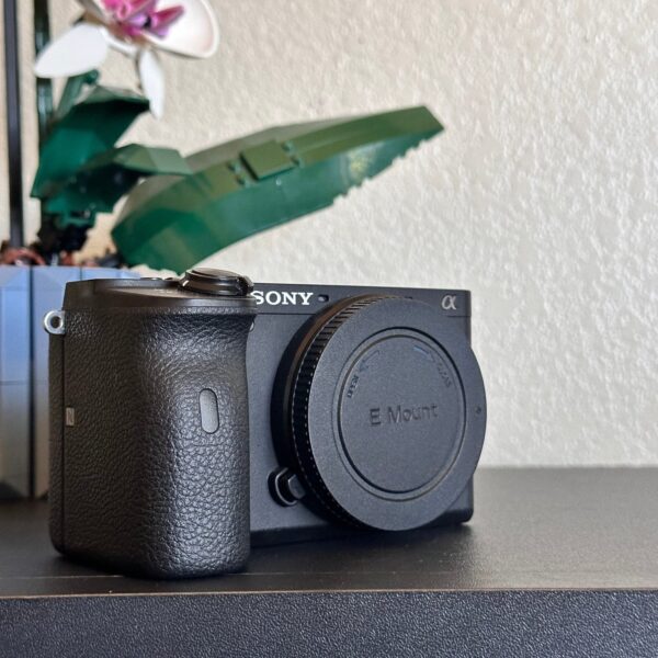 Sony Alpha A6600 Mirrorless Digital Camera Body Black 24.2MP 4K Video APS-C - Image 4