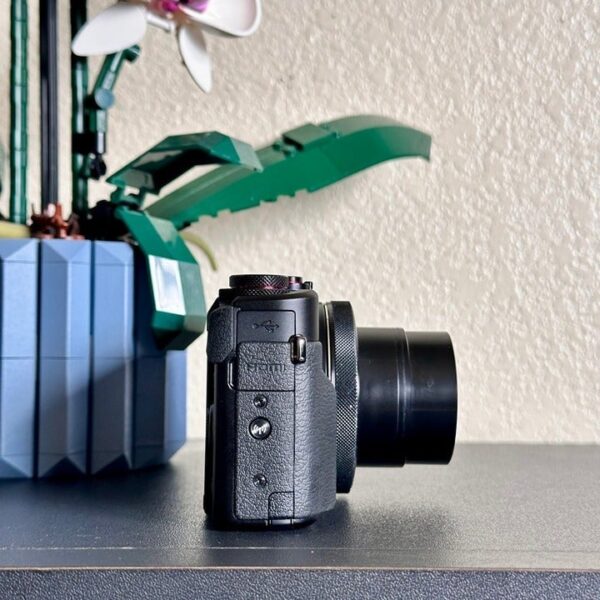 Canon PowerShot G7 X Mark II 20.1MP Digital Camera - Image 5