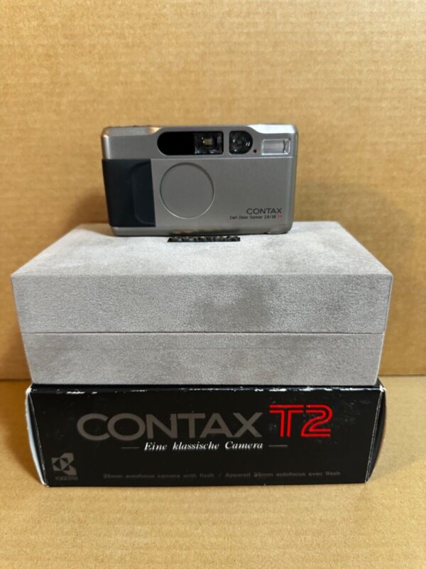 Contax T2 Film Camera - Champagne Silver - Image 2