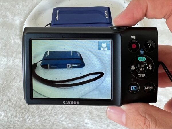 Canon powershot A2300 hot pink - Image 4